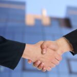 handshake-3298455_960_720